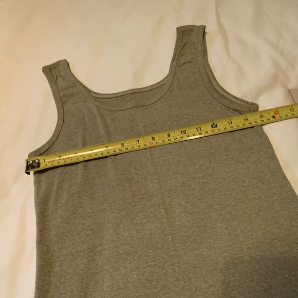 mySTYLE Stretchy Green Tank Top (L) - Picture 5 of 6